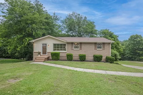 153 Bonnafield Dr, Hermitage, TN 37076