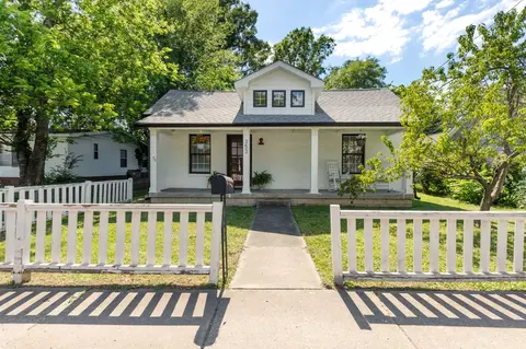 353 9th Ave N, Franklin, TN 37064