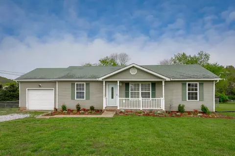 2673 Cummings Cir, Clarksville, TN 37042