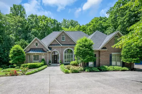1328 Camp Ravine Rd, Burns, TN 37029