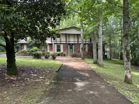325 Forrest Valley Dr, Nashville, TN 37209