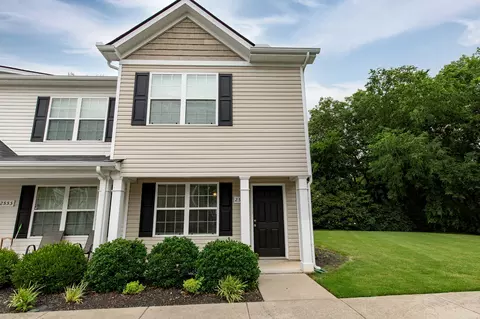 2557 Jackalope St, Murfreesboro, TN 37130