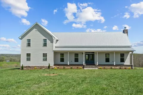 1010 Chestnut Ln, Nunnelly, TN 37137