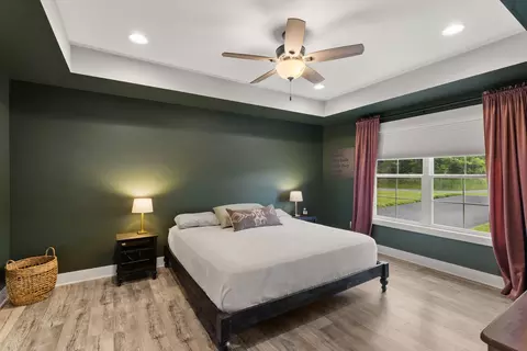 Bedroom - 4476 Beards Chapel Rd, Springfield, TN 37172 photo 5 of 7
