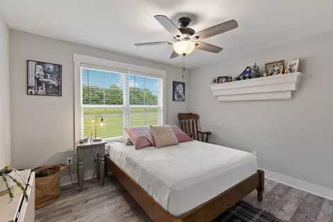 Bedroom - 4476 Beards Chapel Rd, Springfield, TN 37172 photo 6 of 7