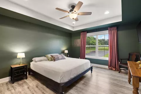 Bedroom - 4476 Beards Chapel Rd, Springfield, TN 37172 photo 4 of 7