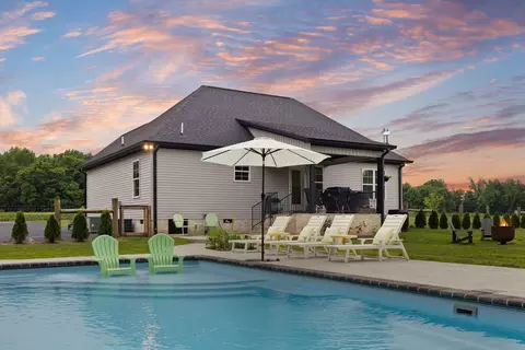 Exterior - 4476 Beards Chapel Rd, Springfield, TN 37172 photo 5 of 17