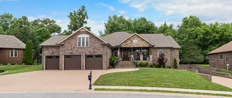 105 Roanoke Station Cir, Clarksville, TN 37043