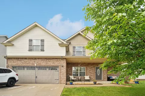 2904 Mcmanus Cir, Clarksville, TN 37042