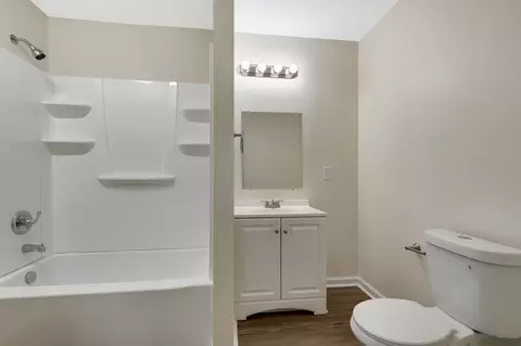 Bath - 430 W Maple St, Morrison, TN 37357 photo 1 of 1