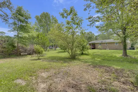 Exterior - 430 W Maple St, Morrison, TN 37357 photo 5 of 5