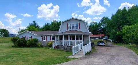 565 Brattontown Cir, Lafayette, TN 37083