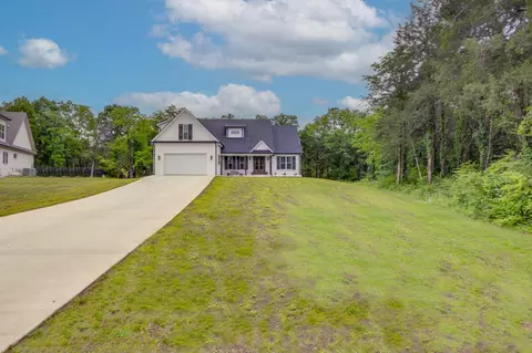 232 Sunnyside Dr, Chapel Hill, TN 37034