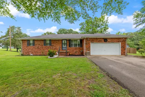 2155 Hebron Church Rd, Bruceton, TN 38317