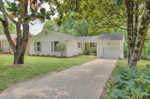 1202 Twin Oaks Dr, Franklin, TN 37064