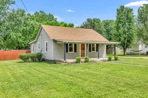 123 Dawson Ln, Lebanon, TN 37087