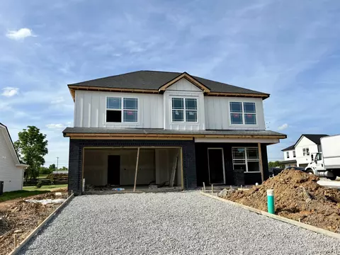 2013 Michael Dr, Springfield, TN 37172