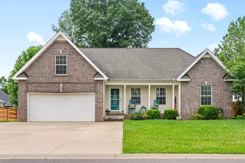 3281 Sunny Slope Dr, Clarksville, TN 37043