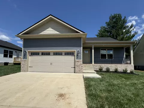 1217 Carol Dr, Oak Grove, KY 42262