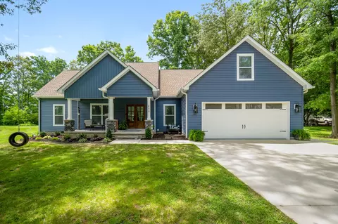 459 White Oak Dr, Smithville, TN 37166