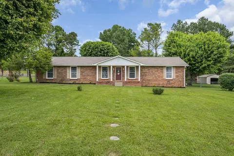 4381 Nicks Dr, Springfield, TN 37172