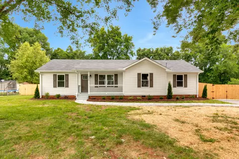 440 Karstridge Rd, Smyrna, TN 37167