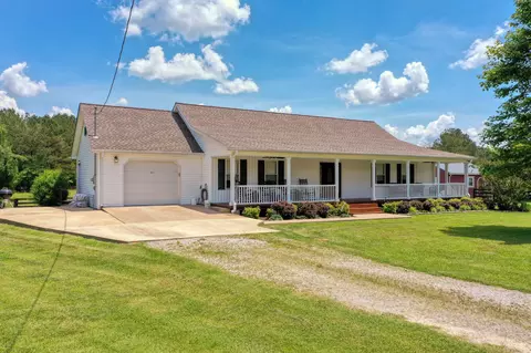 582 Ruby Dr, Holladay, TN 38341 photo 3