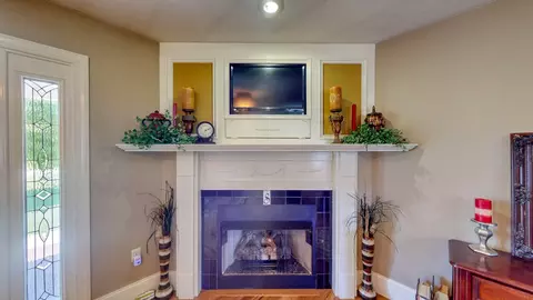 582 Ruby Dr, Holladay, TN 38341 photo 5