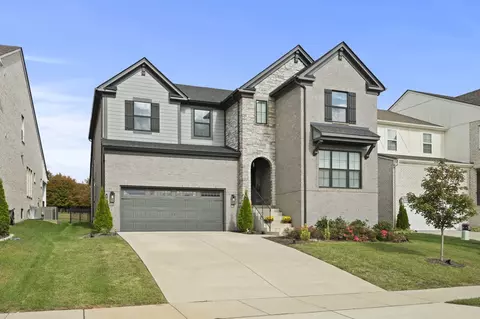 202 Woodhall Ct, White House, TN 37188