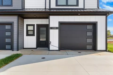 508 Jonathan Wade Cir, Clarksville, TN 37043