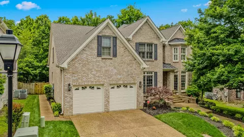 441 Caledonian Ct, Nashville, TN 37211