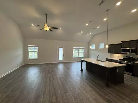 5827 Craven Ln, Murfreesboro, TN 37128