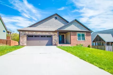 630 Soaring Eagle Cir, Hixson, TN 37343 photo 1