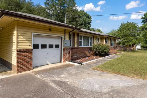 943 Ely Rd, Hixson, TN 37343 photo 3