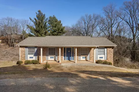 125 E Daytona Dr, Chattanooga, TN 37415