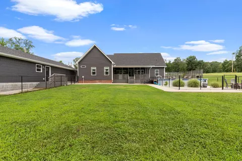 103 Kimberly Way, Dickson, TN 37055 photo 3