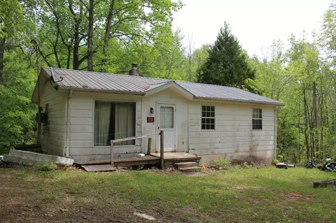 504 Wildlife Rd, Dover, TN 37058