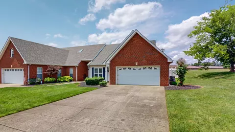 300 Dartford Ct, Smyrna, TN 37167