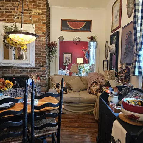 Dining - 420 Madison St E, Pulaski, TN 38478 photo 4 of 5
