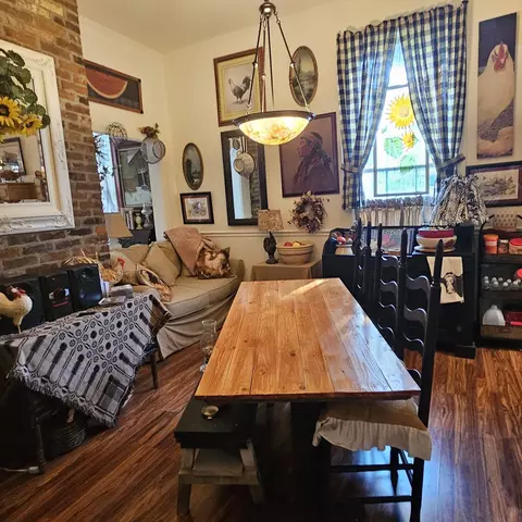 Dining - 420 Madison St E, Pulaski, TN 38478 photo 2 of 5