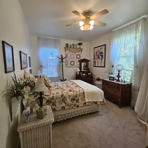 Bedroom - 420 Madison St E, Pulaski, TN 38478 photo 3 of 3
