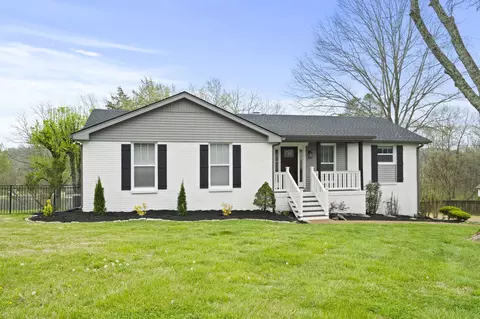 101 Ash Ct, Hendersonville, TN 37075