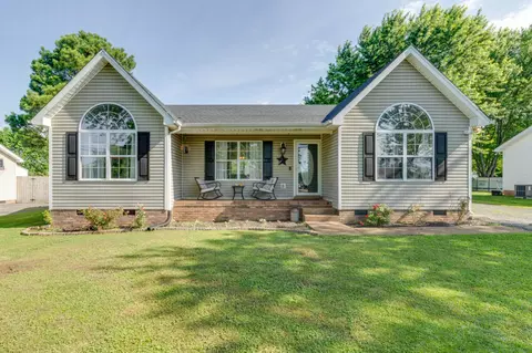 630 Portland Blvd, Portland, TN 37148