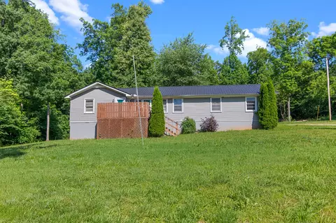 70 Penile Ct, Decherd, TN 37324