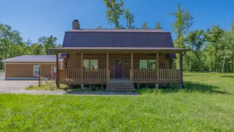 Exterior - 959 Ferrells Loop Rd, Beechgrove, TN 37018 photo 3 of 12