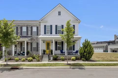 987 Carraway Ln, Spring Hill, TN 37174