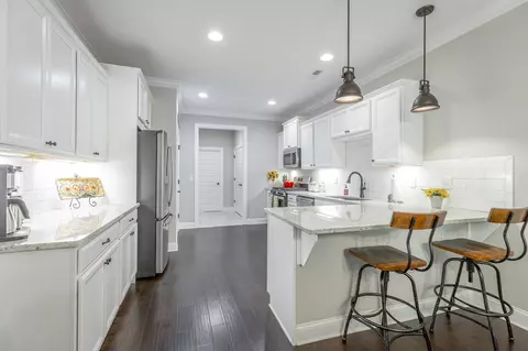 3324 Stone Creek Dr, Chattanooga, TN 37405