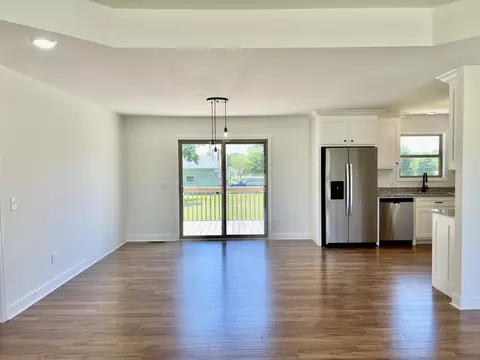 120 E Augustine Dr, Loretto, TN 38469 photo 10