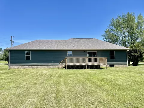120 E Augustine Dr, Loretto, TN 38469 photo 5