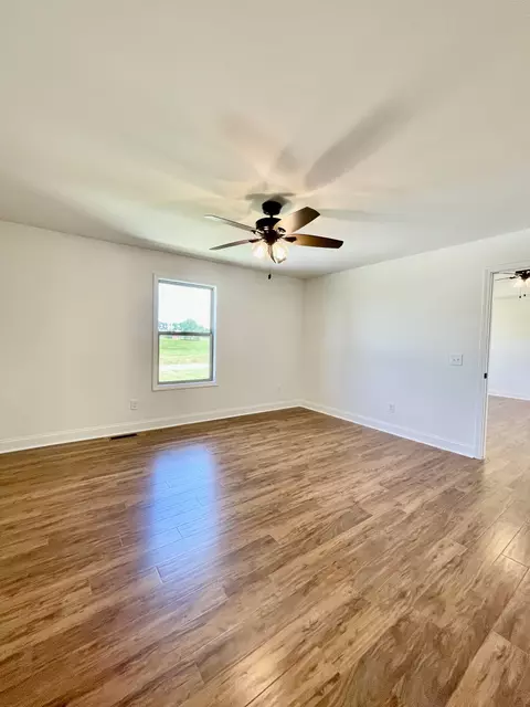 120 E Augustine Dr, Loretto, TN 38469 photo 18
